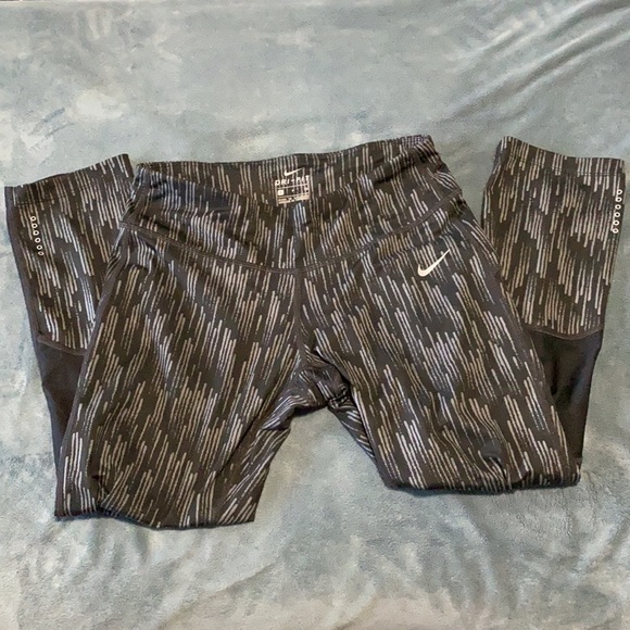 Nike workout leggings